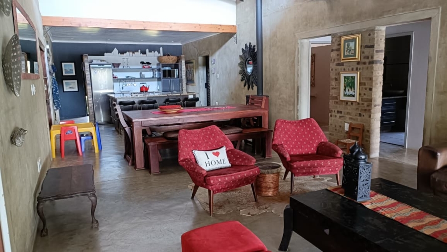 4 Bedroom Property for Sale in Viljoenskroon Rural Free State